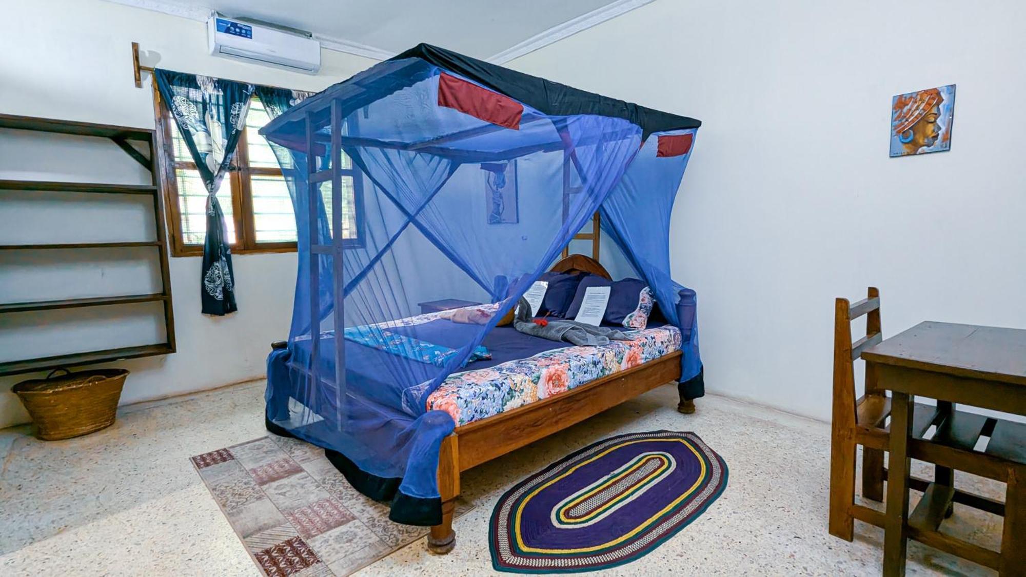 Bed and Breakfast Mwana House Nungwi Esterno foto