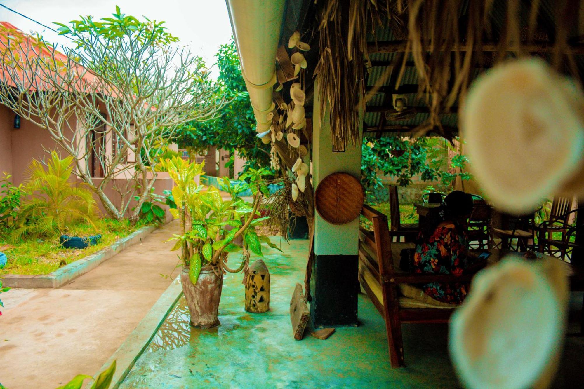 Bed and Breakfast Mwana House Nungwi Esterno foto